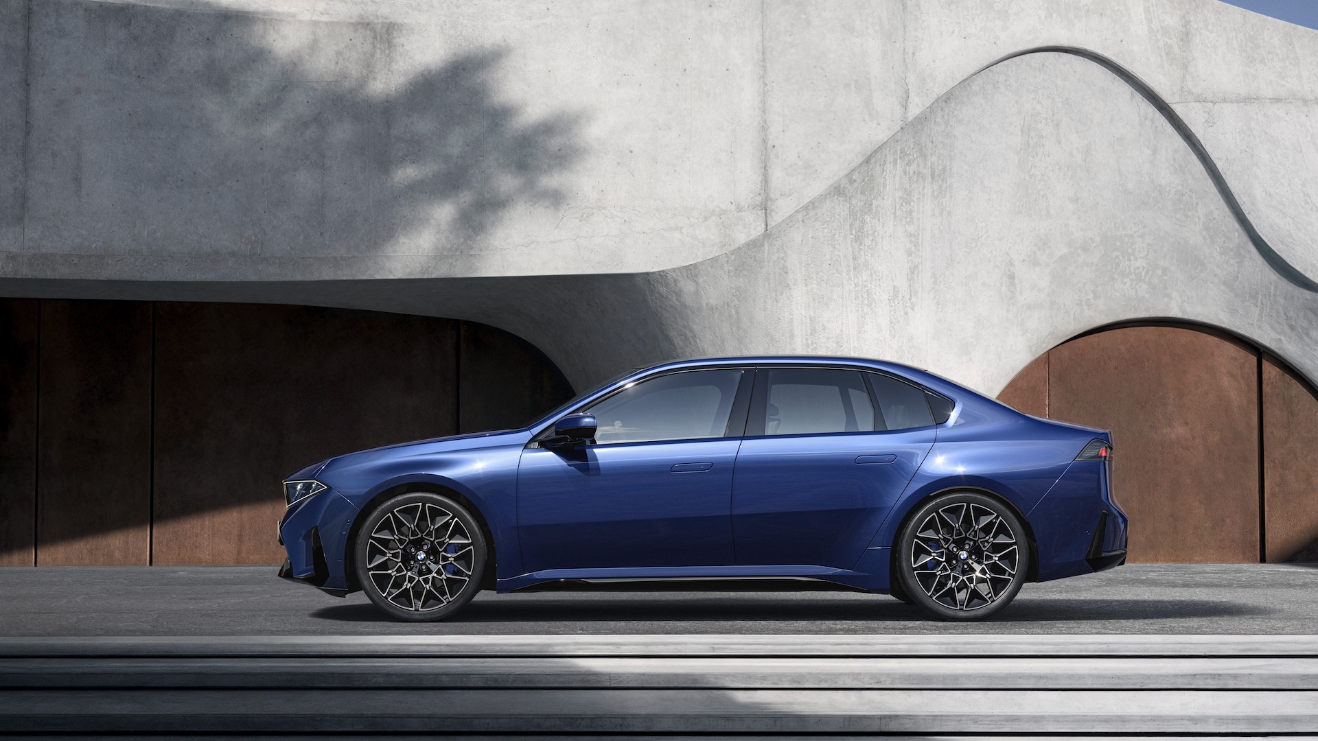 BMW’s Fully-Electric 3 Series Arrives Packing 900km Of Range