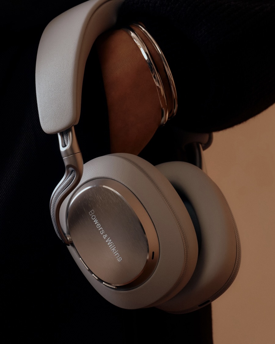 Bowers & Wilkins Px8 S2 Headphones