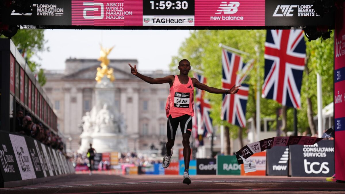 Sabastian Sawe finishes the London Marathon wearing the Adidas Adizero Adios Pro Evo 3