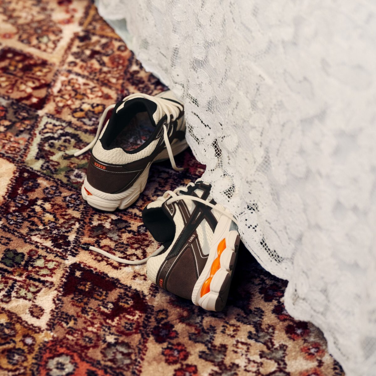 Lewi Brown EARLS Collection x ASICS GEL-CUMULUS 16